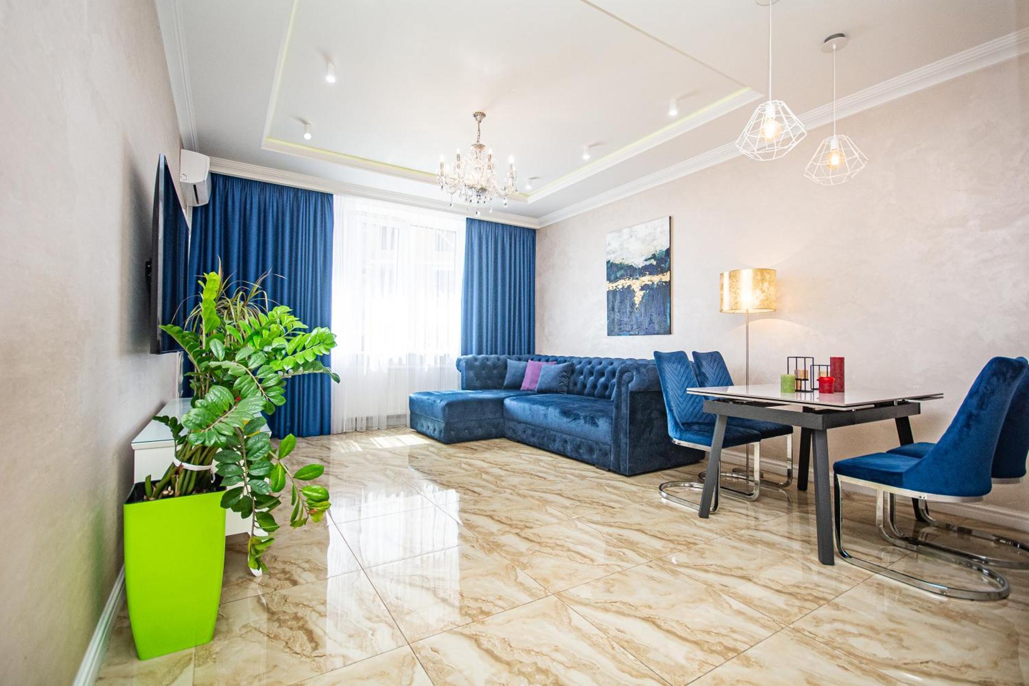 Ferienwohnung Luxury For Business & Pleasure Royal 3 Kiew Exterior foto