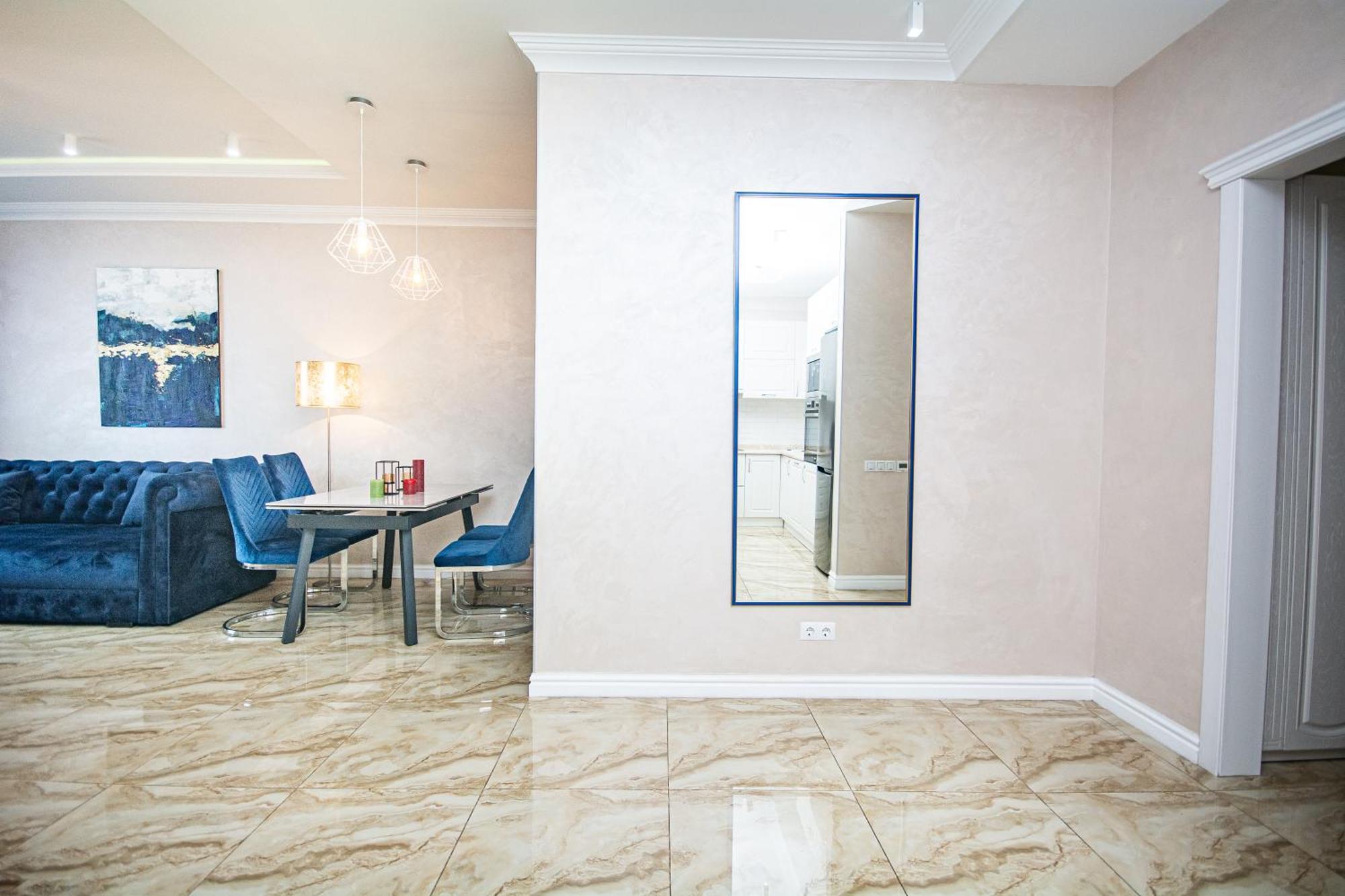 Ferienwohnung Luxury For Business & Pleasure Royal 3 Kiew Exterior foto